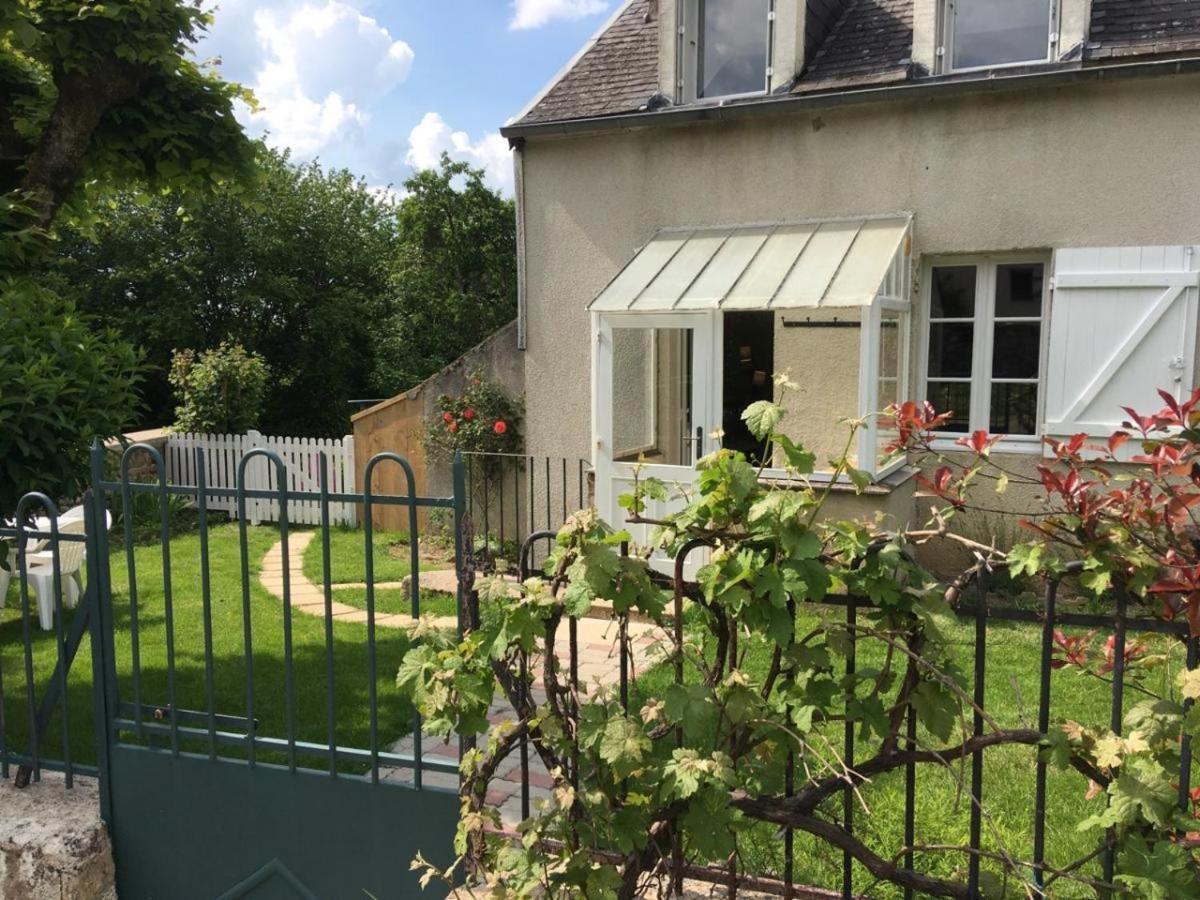 L' Huis-Au-Tilleul Quarré-les-Tombes Esterno foto